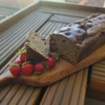 Read more about the article Banana bread cu căpșuni și semințe de chia